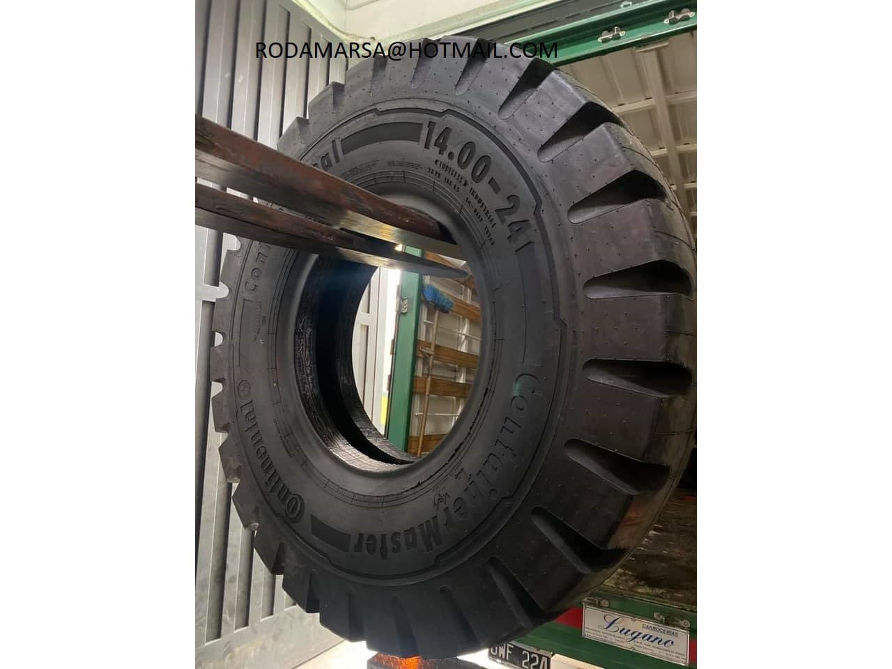 CUBIERTA maciza 825x15 rodamarsa tires