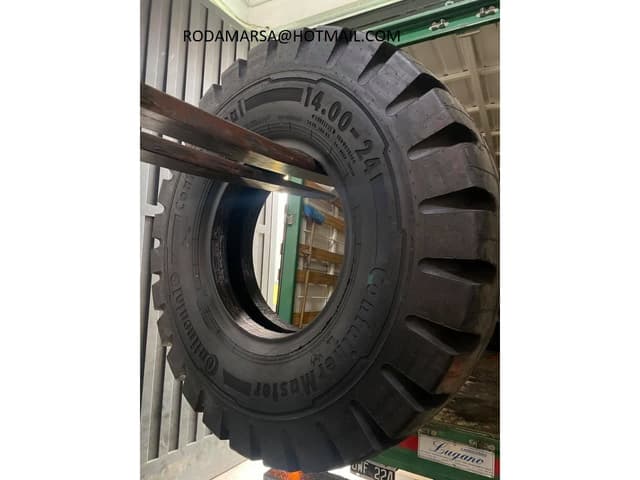 CUBIERTA maciza 825x15 rodamarsa tires