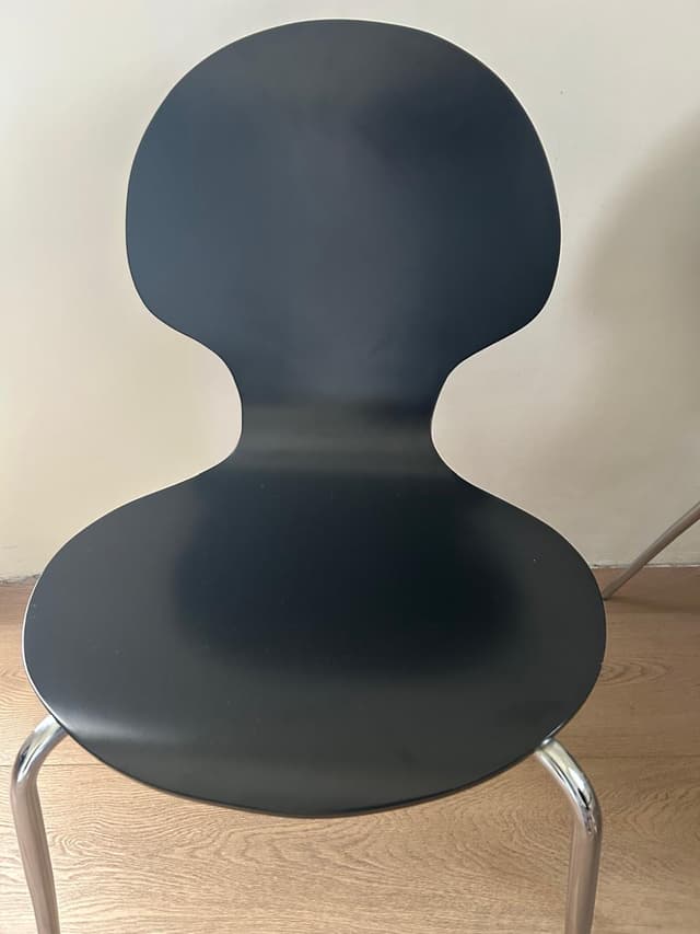 8 Sillas laqueadas