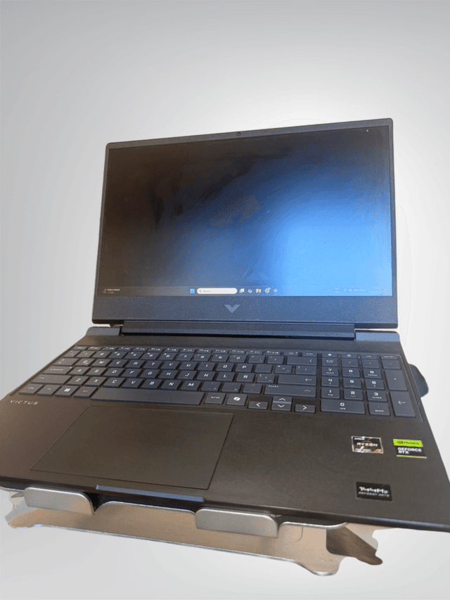 VENDO NOTEBOOK HP VICTUS GAMING