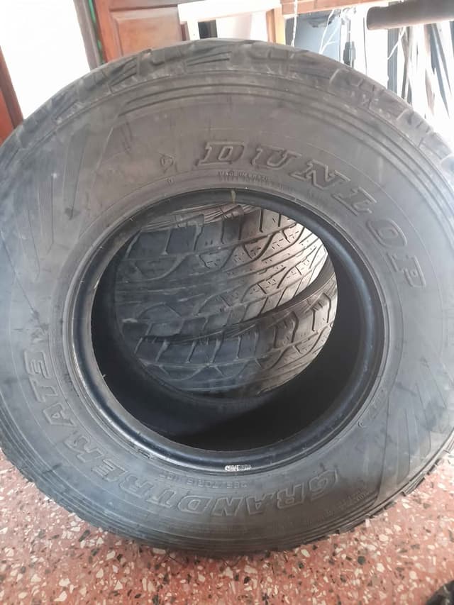 VENDO 4 CUBIERTAS DUNLOP 265/70/15