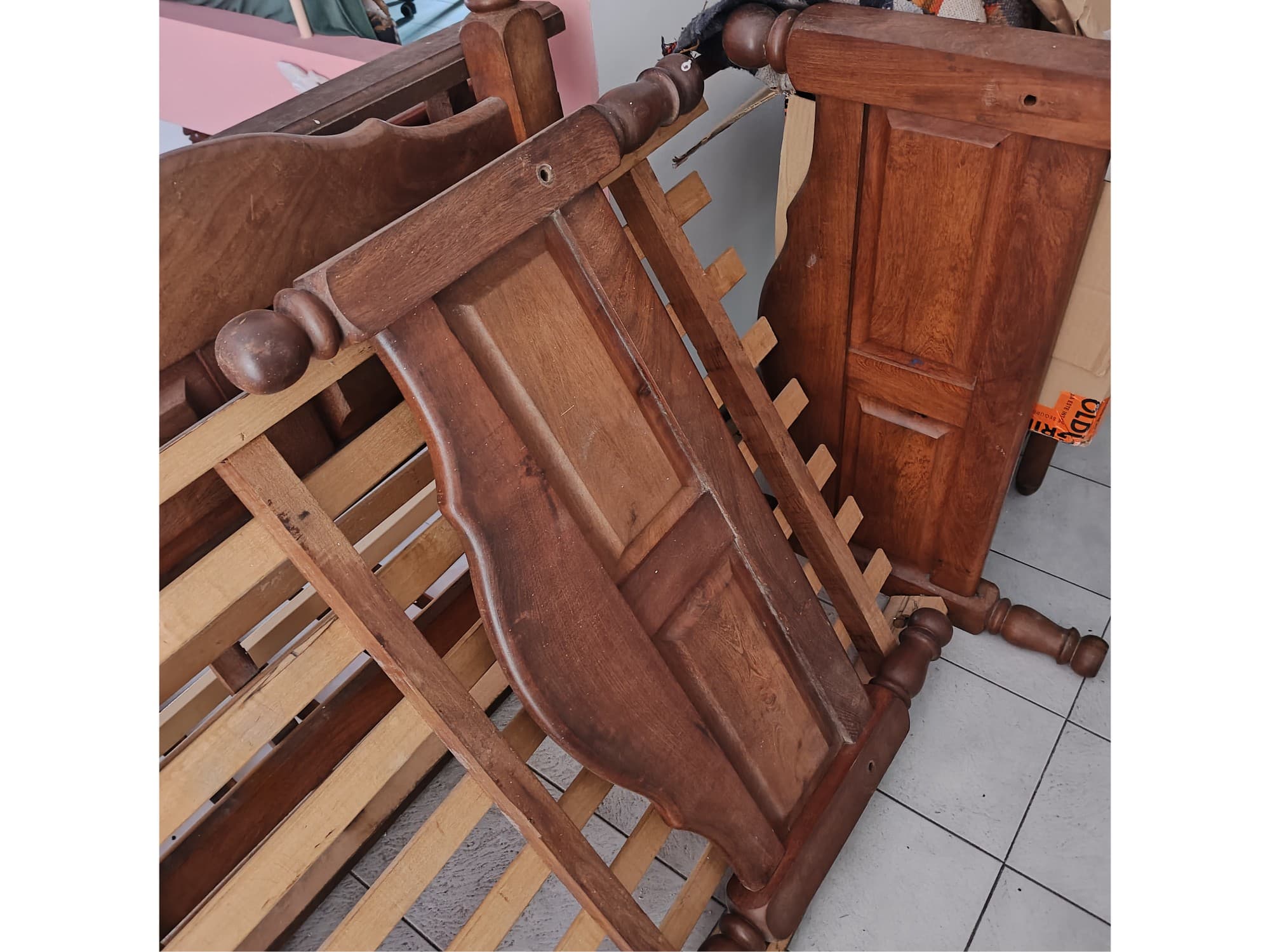 Vendo cuchetas de algarrobo