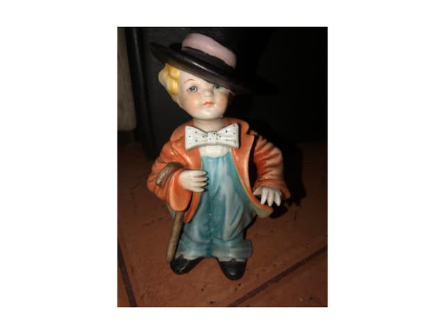 Vendo , Antigua estatua origen Aleman Niña ,niño!